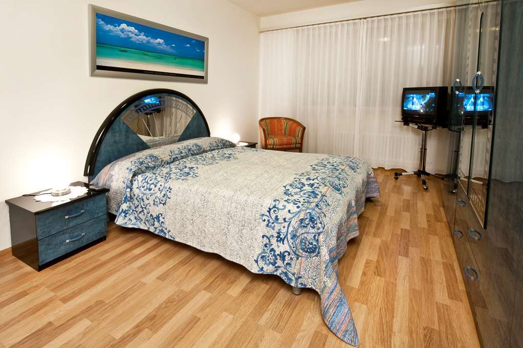 Hotel Residenze Dell'Angelo Locarno Pokoj fotografie